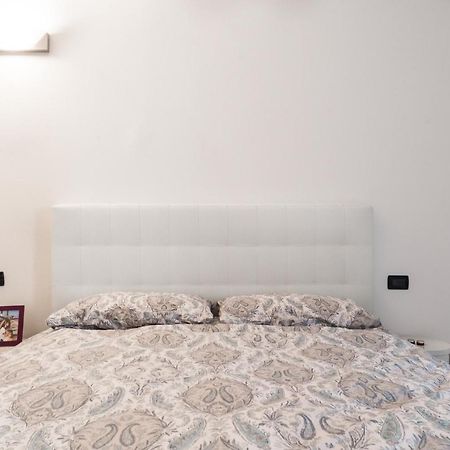 Appartamento Comodo Nei Pressi Dell'Archiginnasio By Wonderful Italy Bolonha Exterior foto
