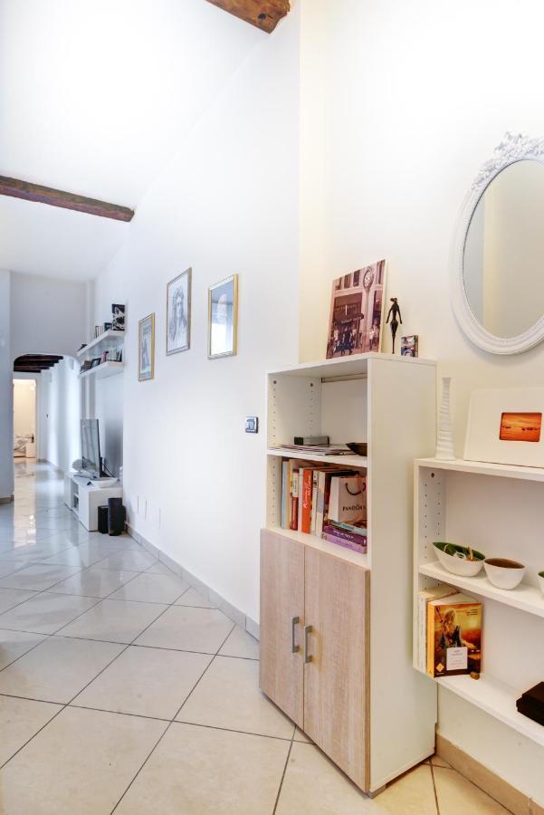 Appartamento Comodo Nei Pressi Dell'Archiginnasio By Wonderful Italy Bolonha Exterior foto