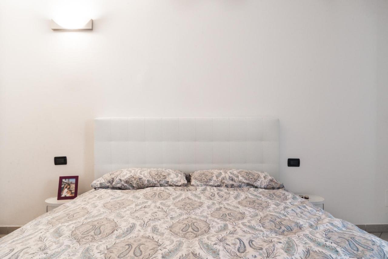 Appartamento Comodo Nei Pressi Dell'Archiginnasio By Wonderful Italy Bolonha Exterior foto